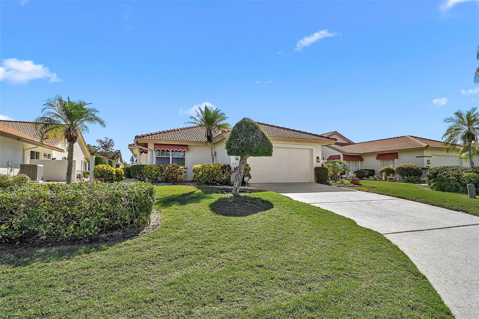 Single Family Residence at 4717 PERIDIA BLVD E, BRADENTON, photo 3 of 36