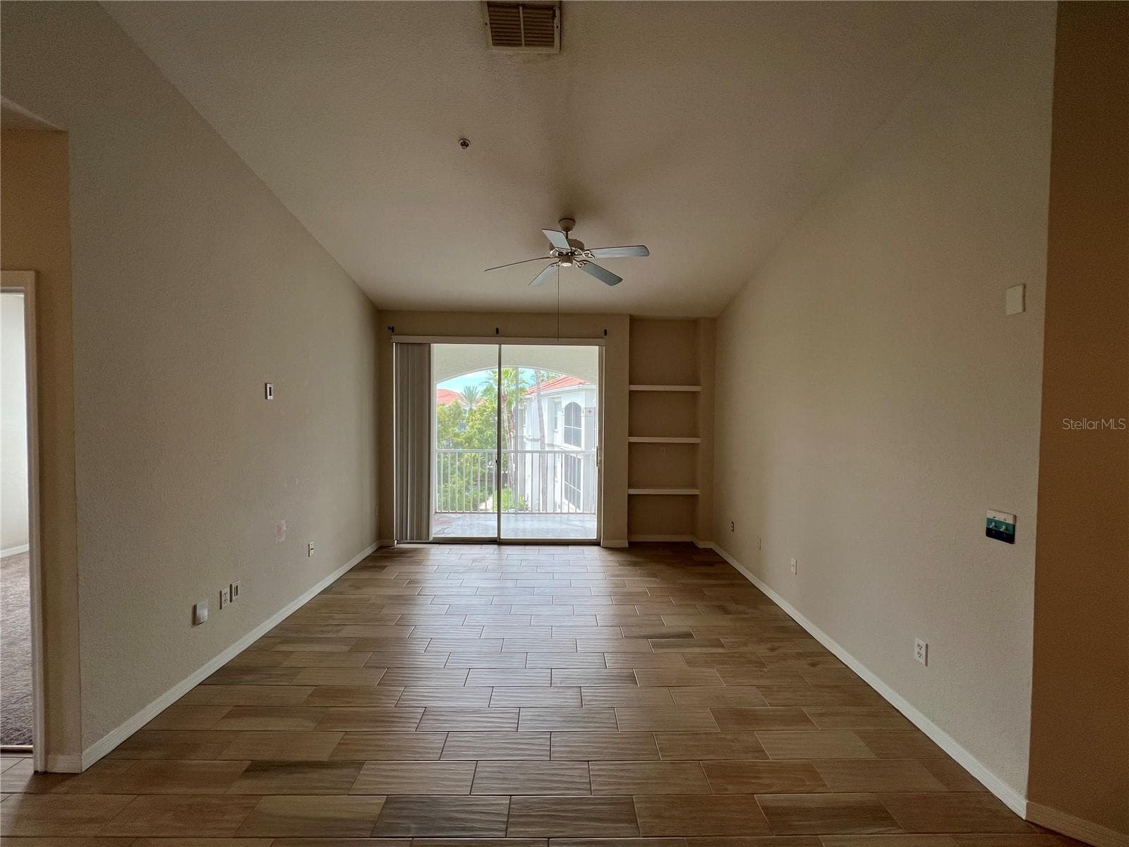 Condominium at 2537 MAITLAND CROSSING WAY #308, ORLANDO, photo 3 of 28