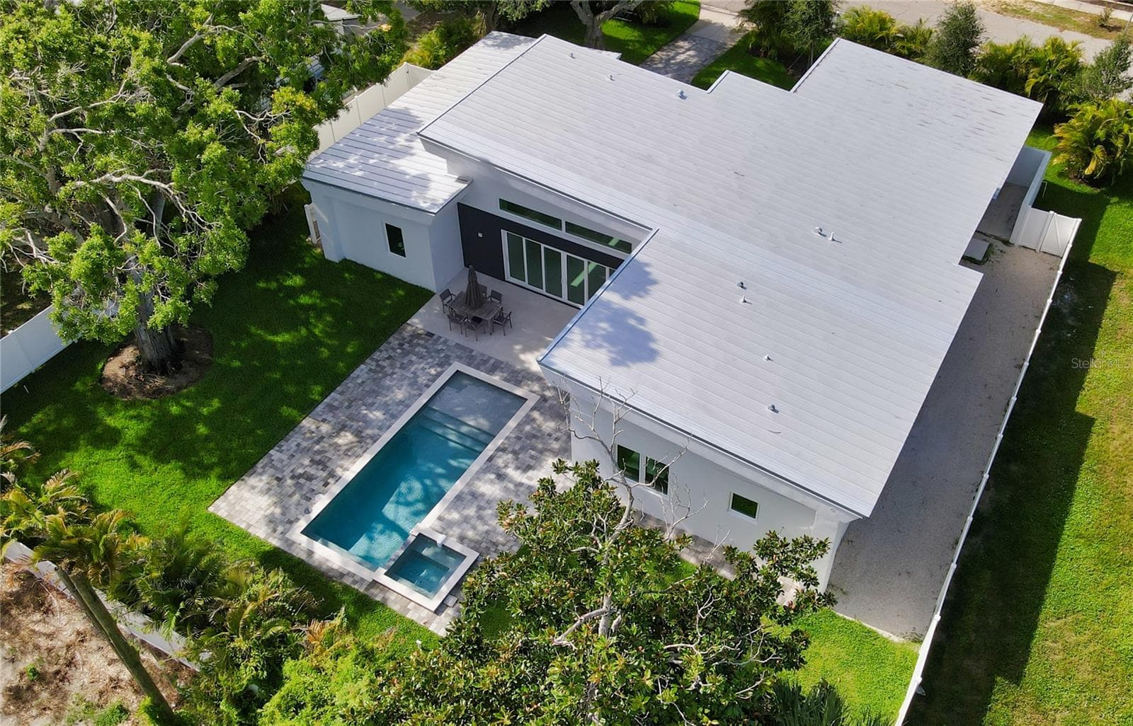Fenced in Double Lot - 2231 WOOD ST, SARASOTA