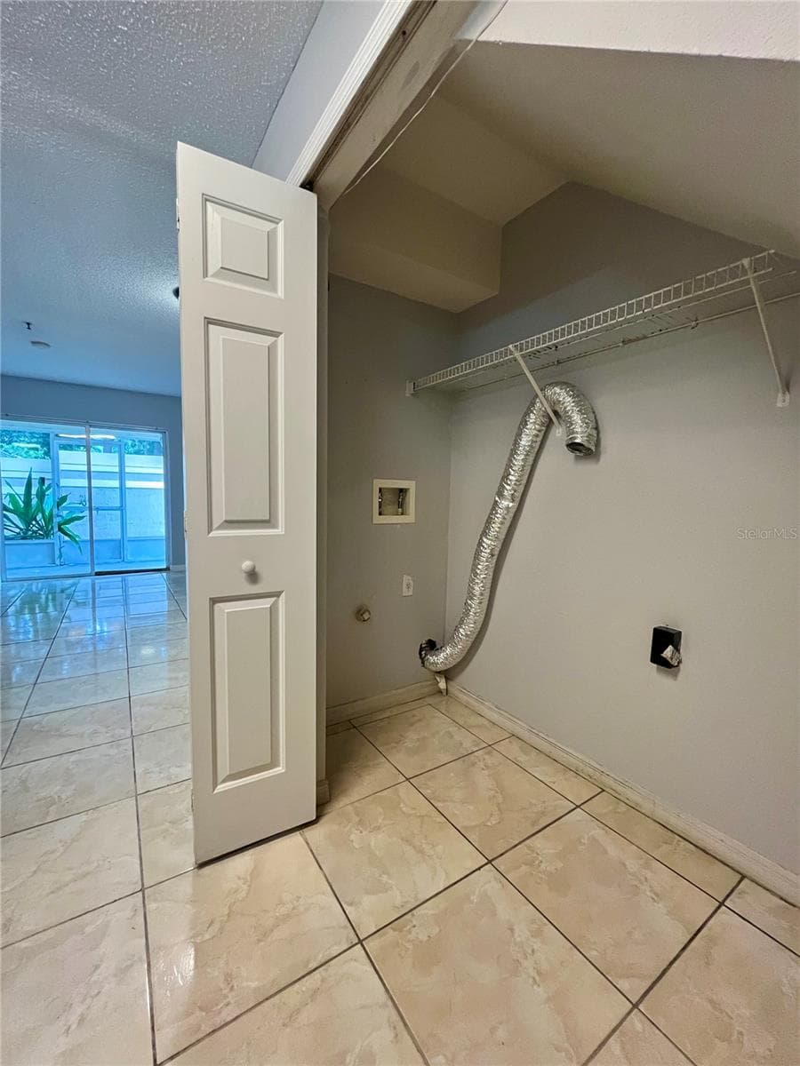 Townhouse at 1647 WINDSOR OAK CT, KISSIMMEE, photo 7 of 24