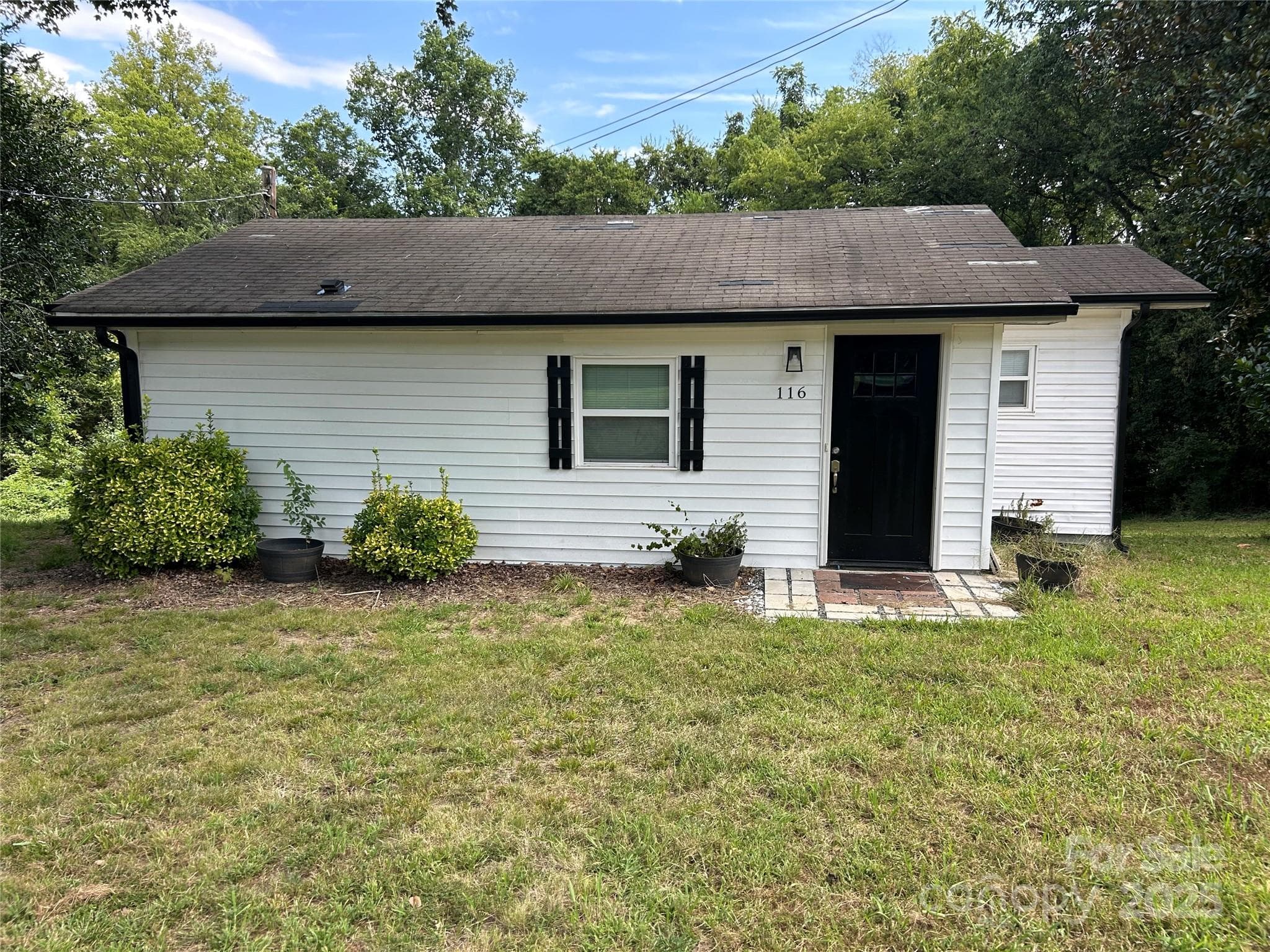 Single Family Residence at 116 Pond Street, Lexington, photo 2 of 20