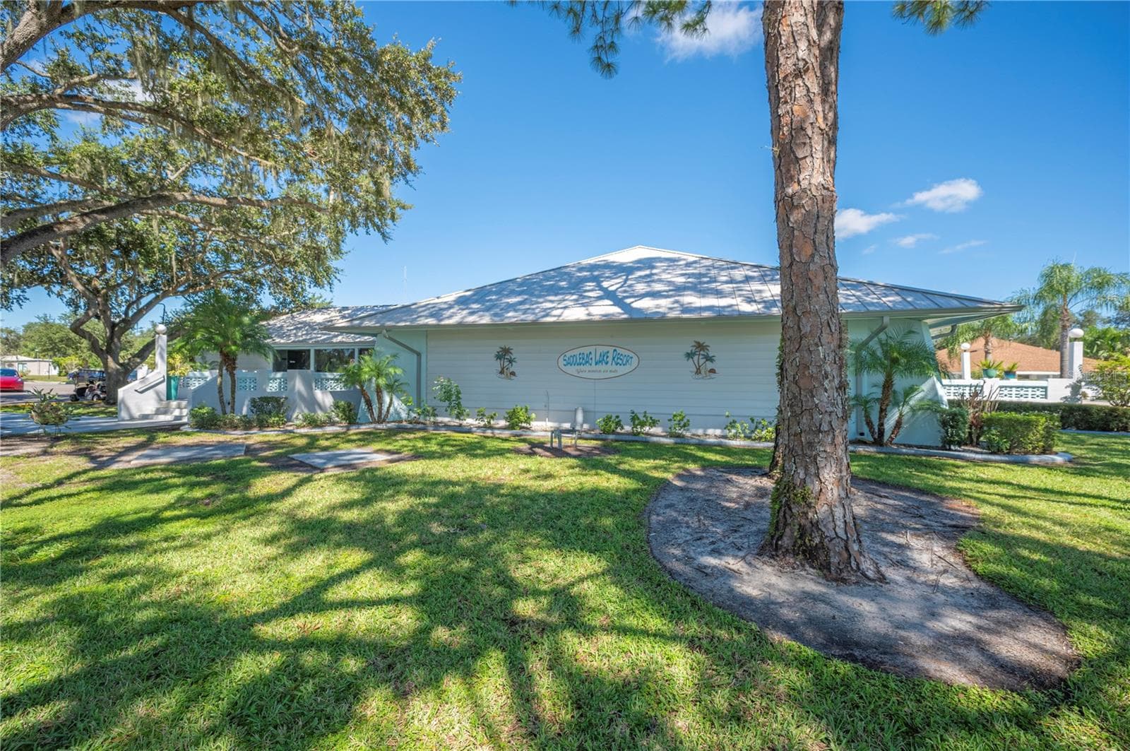 Welcome to Saddlebag Lake Resort! - 1 BEAVERKILL DR, LAKE WALES