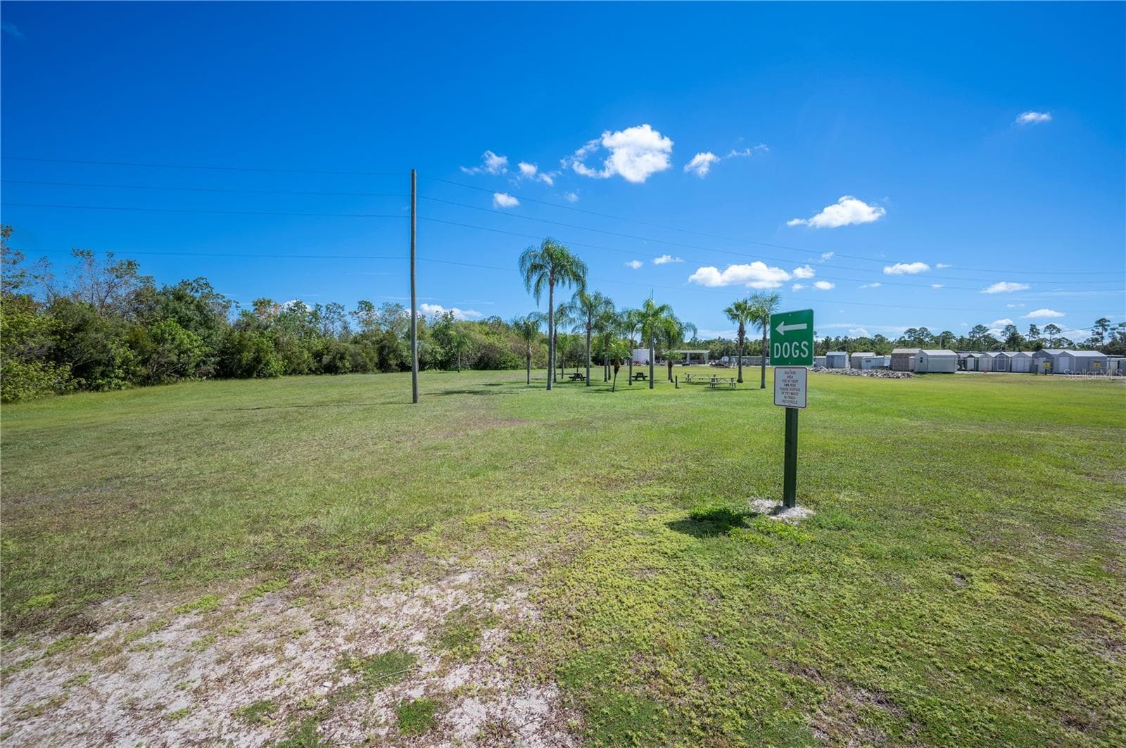 Manufactured Home at 1 BEAVERKILL DR, LAKE WALES, photo 48 of 51