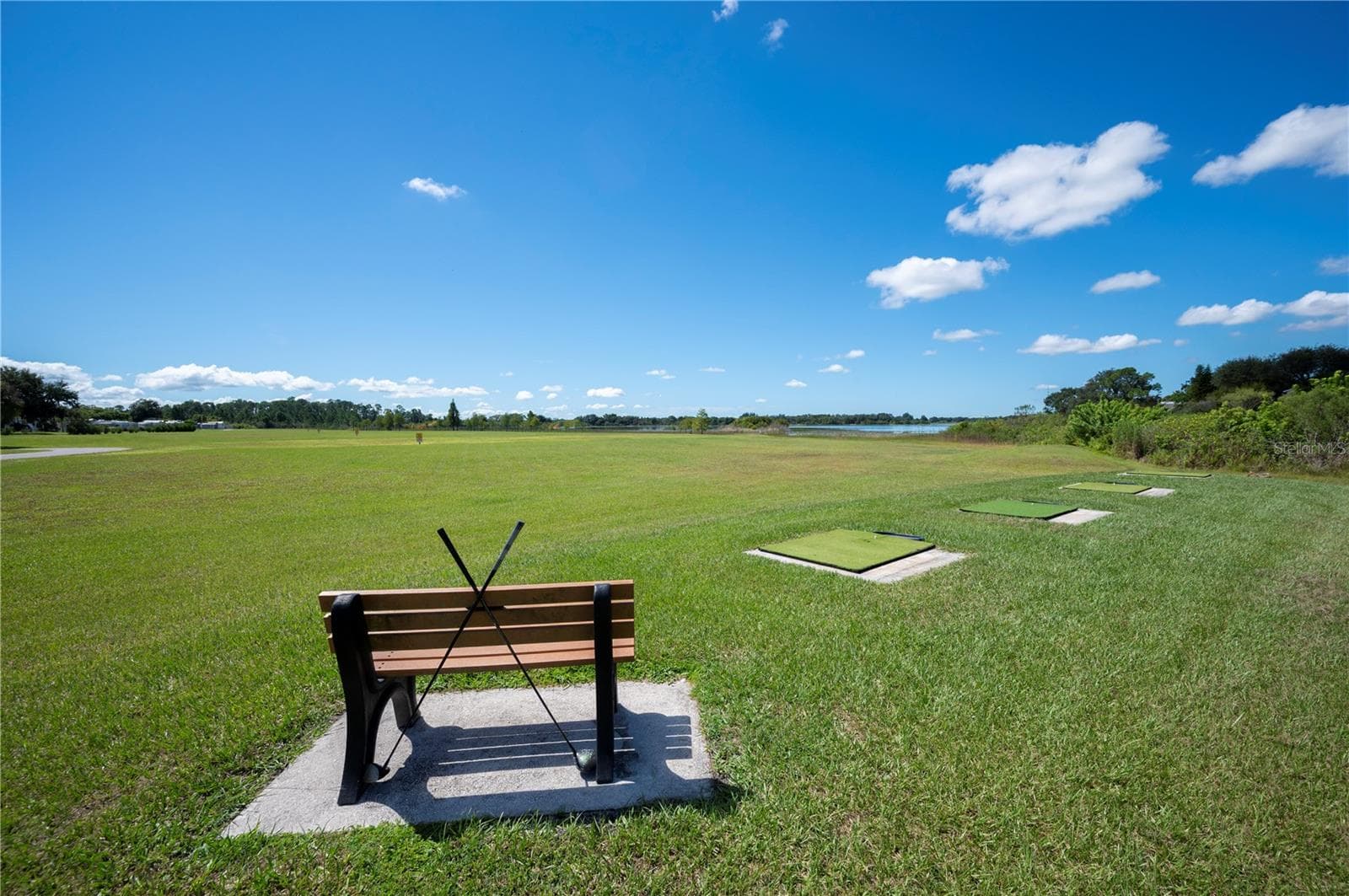 Community driving range! - 1 BEAVERKILL DR, LAKE WALES