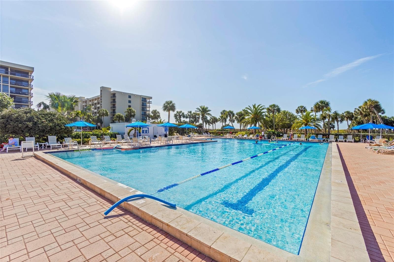 Condominium at 1065 GULF OF MEXICO DR #402, LONGBOAT KEY, photo 31 of 47