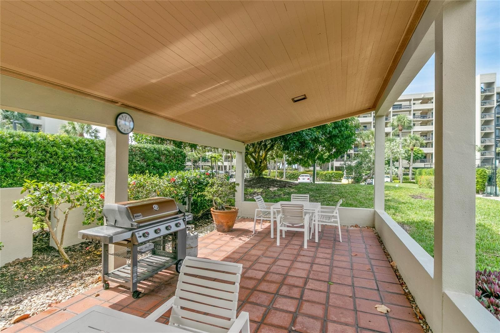 Condominium at 1065 GULF OF MEXICO DR #402, LONGBOAT KEY, photo 36 of 47