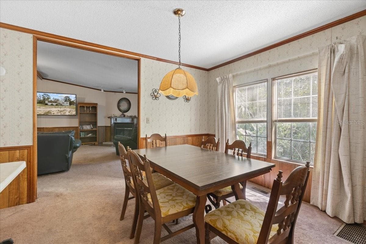 Manufactured Home at 4945 SW 358 HWY, STEINHATCHEE, photo 10 of 36