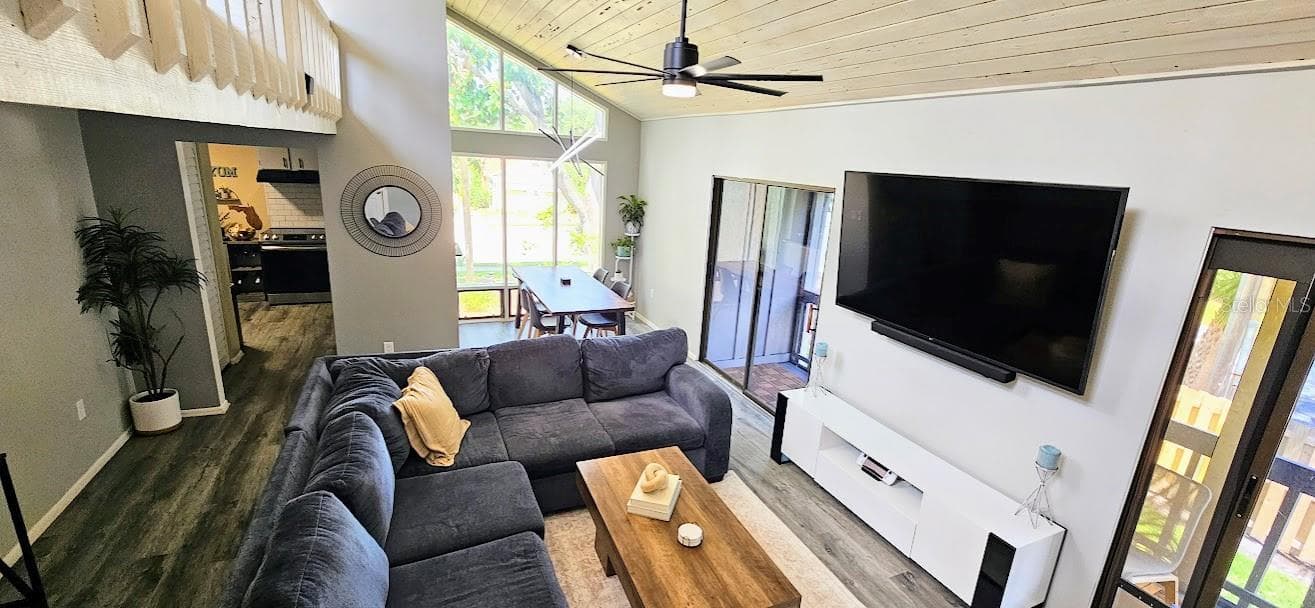 Condominium at 2232 BAHIA VISTA ST #A6, SARASOTA, photo 10 of 59