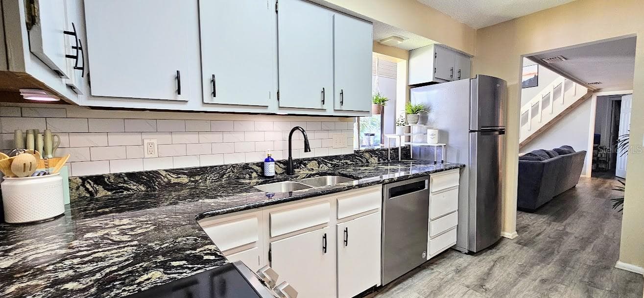 Condominium at 2232 BAHIA VISTA ST #A6, SARASOTA, photo 16 of 59