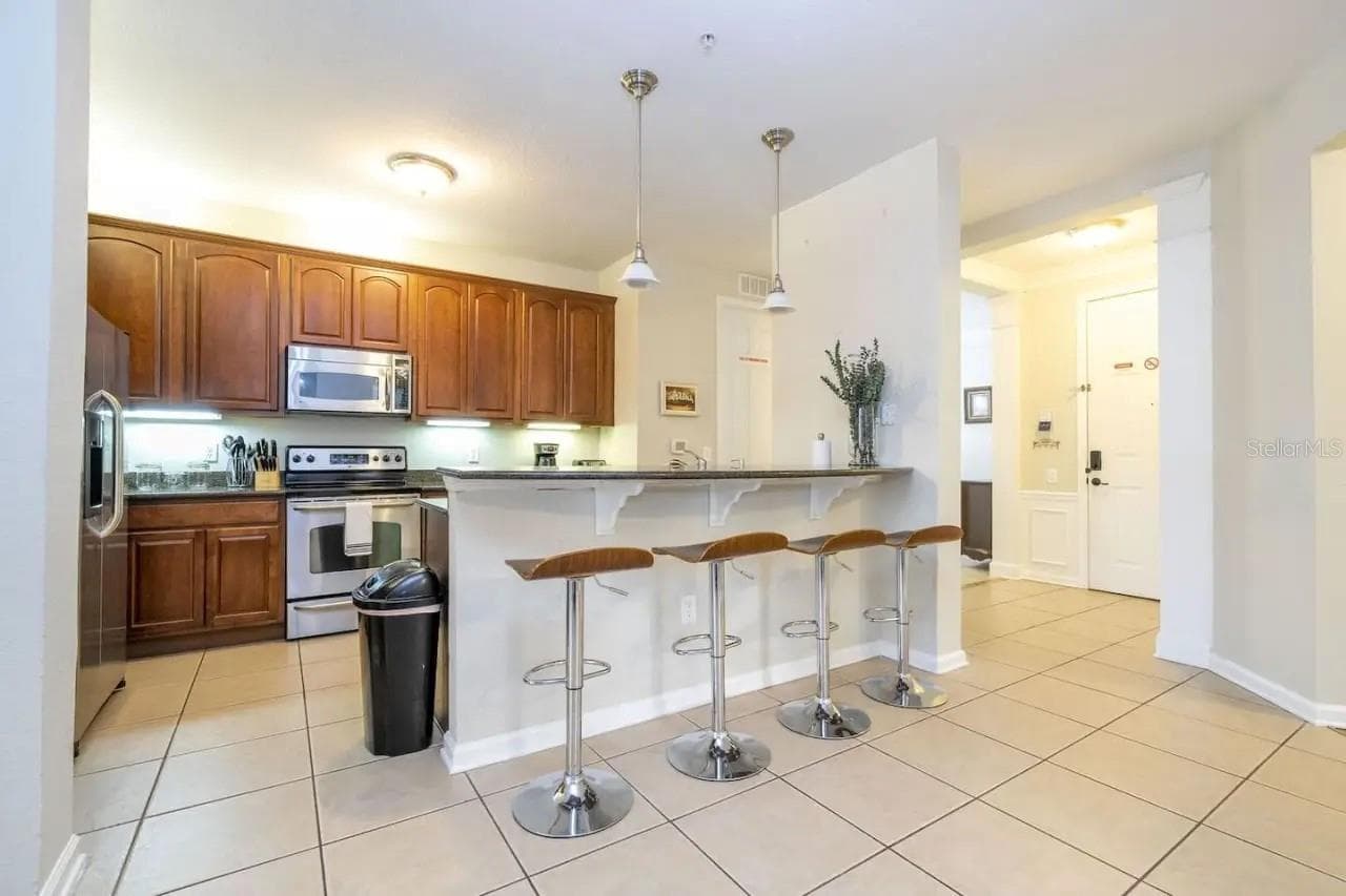 Condominium at 5025 SHOREWAY LOOP #10703, ORLANDO, photo 3 of 53