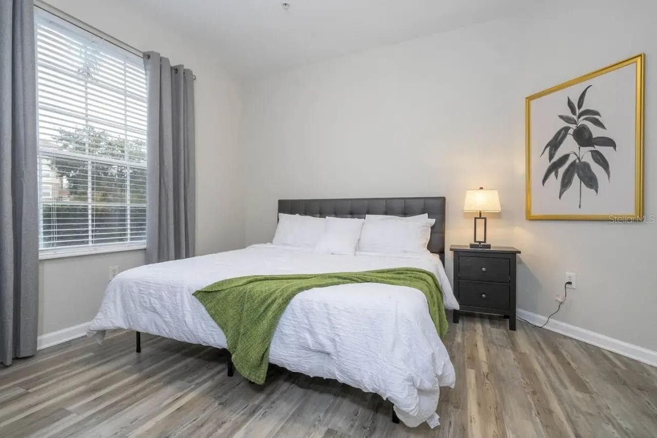 Condominium at 5025 SHOREWAY LOOP #10703, ORLANDO, photo 13 of 53