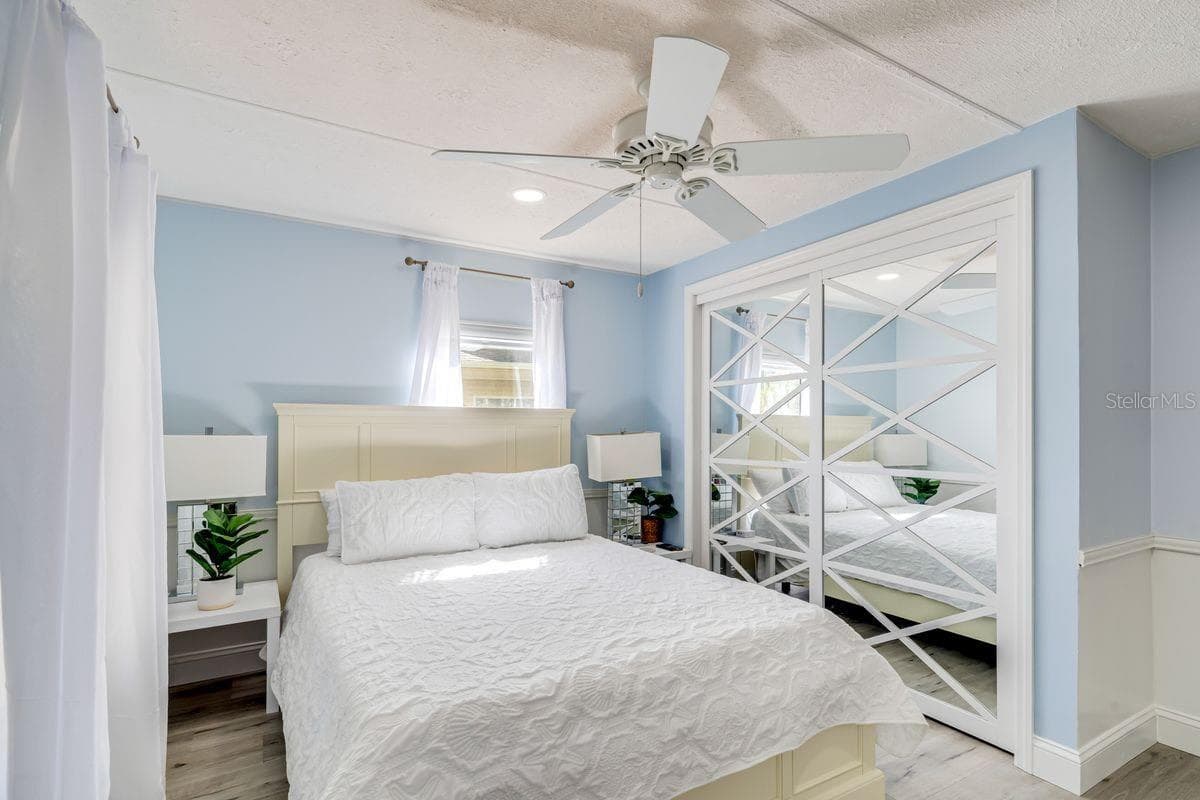Manufactured Home at 1224 DUSTIN DR, LADY LAKE, photo 19 of 28