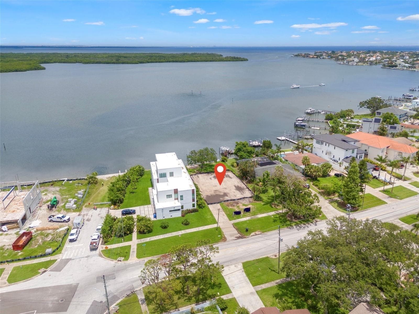 Single Family Residence at 6151 BAYOU GRANDE BLVD NE, ST PETERSBURG, photo 37 of 41