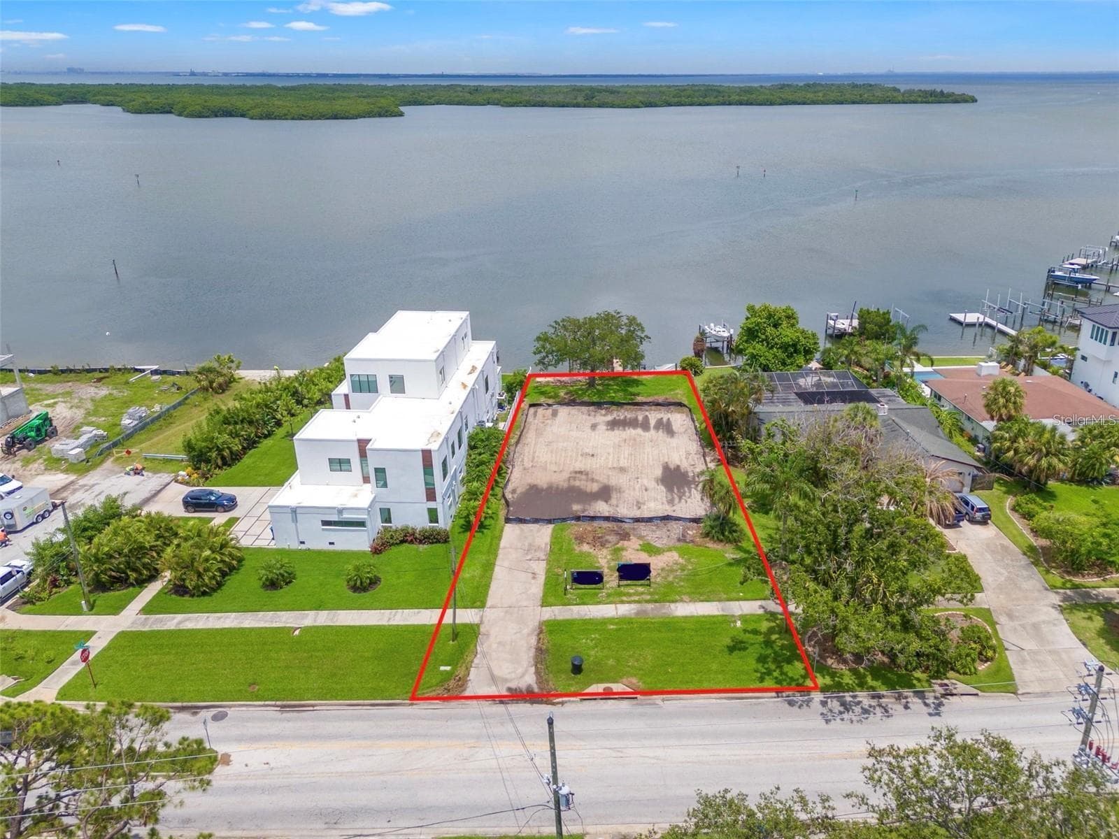 Single Family Residence at 6151 BAYOU GRANDE BLVD NE, ST PETERSBURG, photo 38 of 41