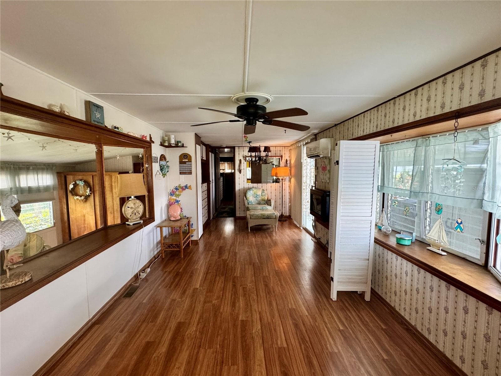 Living Room off Kitchen - 616 50TH AVENUE TER W, BRADENTON