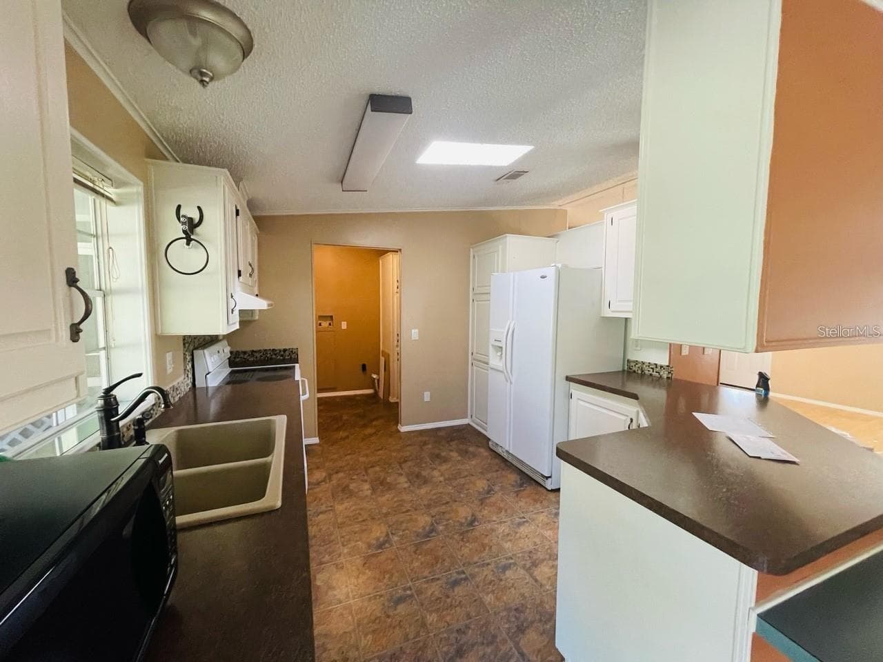 Single Family Residence at 6810 PEARSON LN, WESLEY CHAPEL, photo 11 of 29