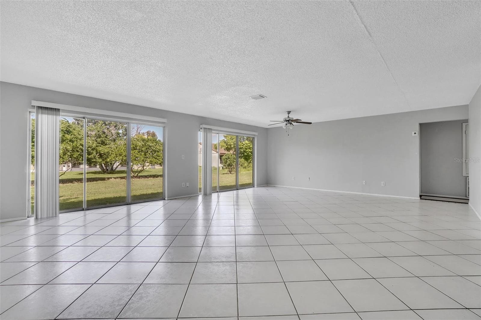 Single Family Residence at 10626 DEERGRASS LN, ORLANDO, photo 3 of 41