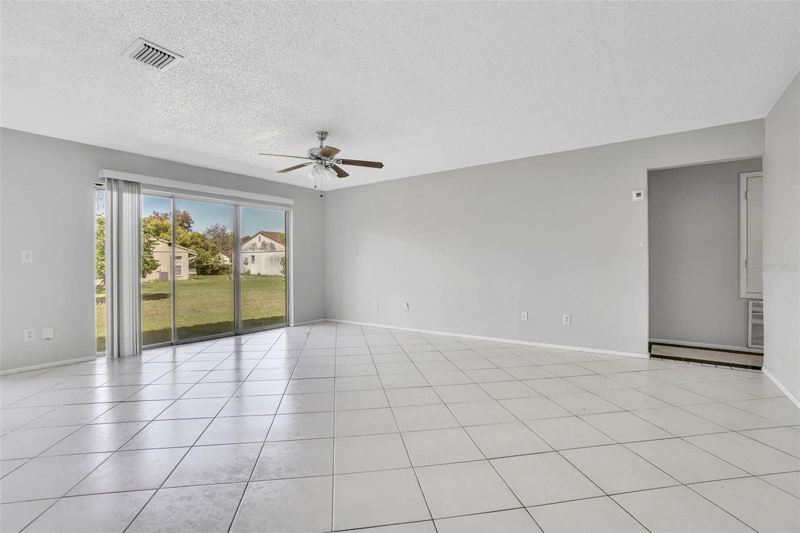 Single Family Residence at 10626 DEERGRASS LN, ORLANDO, photo 6 of 41