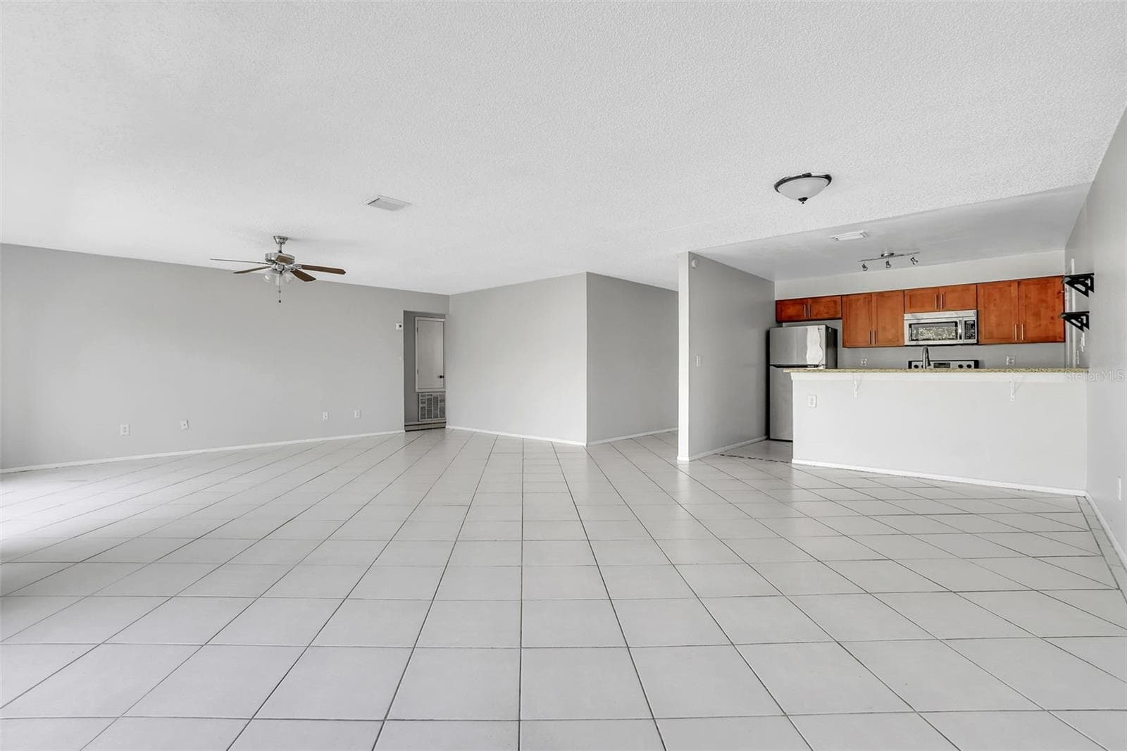 Single Family Residence at 10626 DEERGRASS LN, ORLANDO, photo 12 of 41