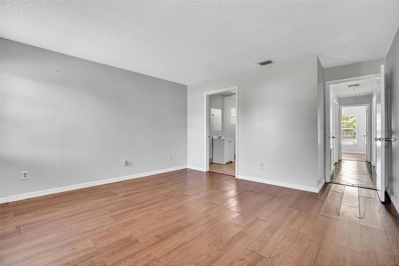 Single Family Residence at 10626 DEERGRASS LN, ORLANDO, photo 14 of 41