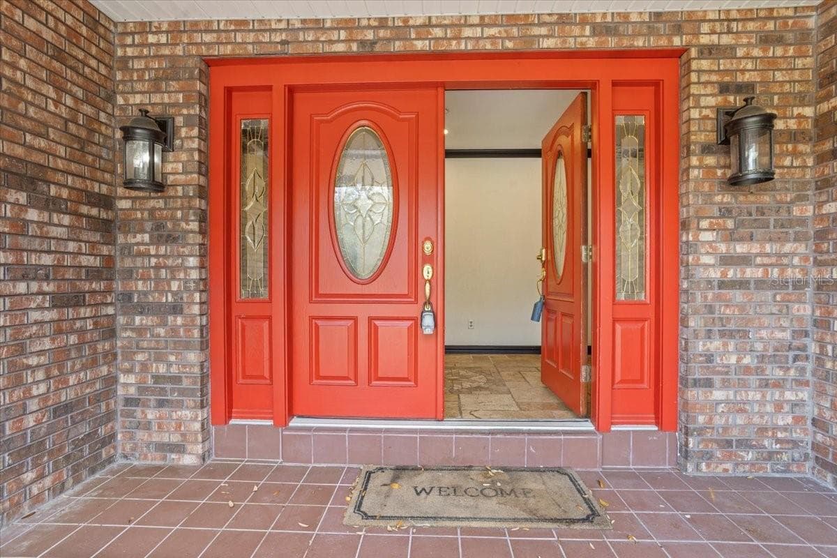 Single Family Residence at 201 S SWEETWATER COVE BLVD, LONGWOOD, photo 4 of 62
