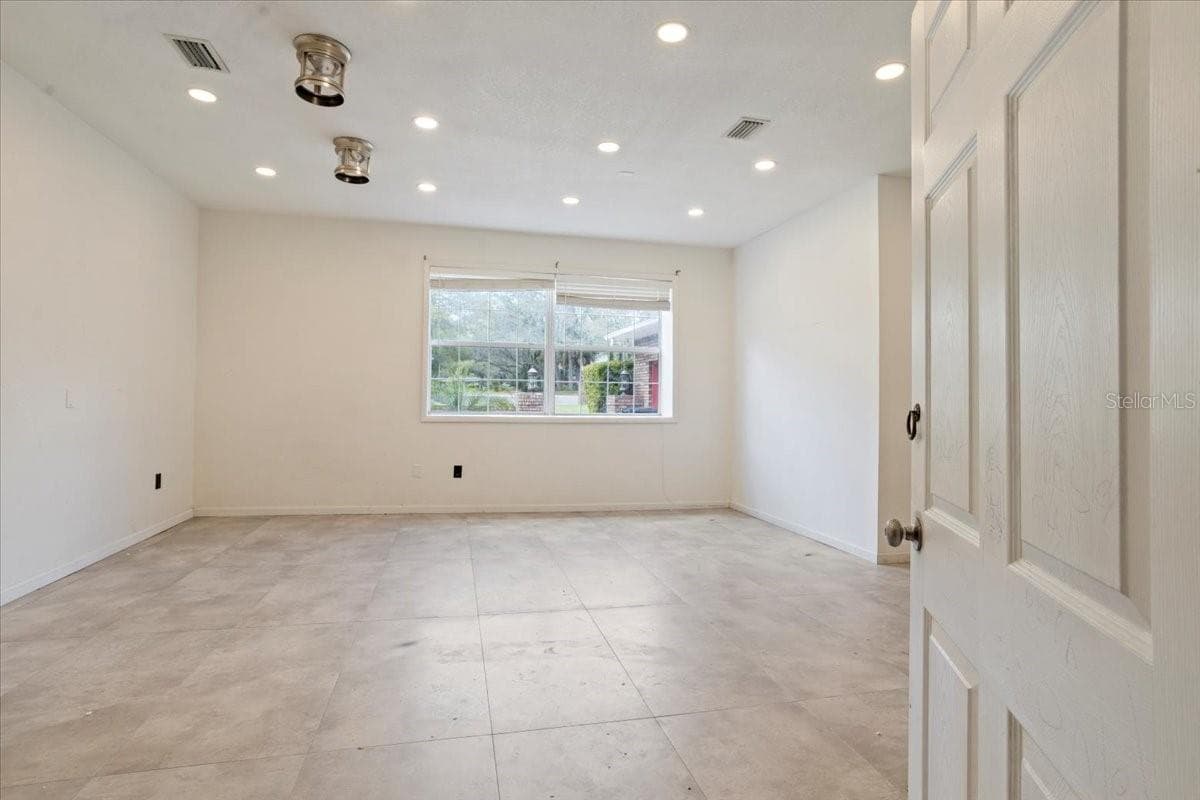 Single Family Residence at 201 S SWEETWATER COVE BLVD, LONGWOOD, photo 56 of 62
