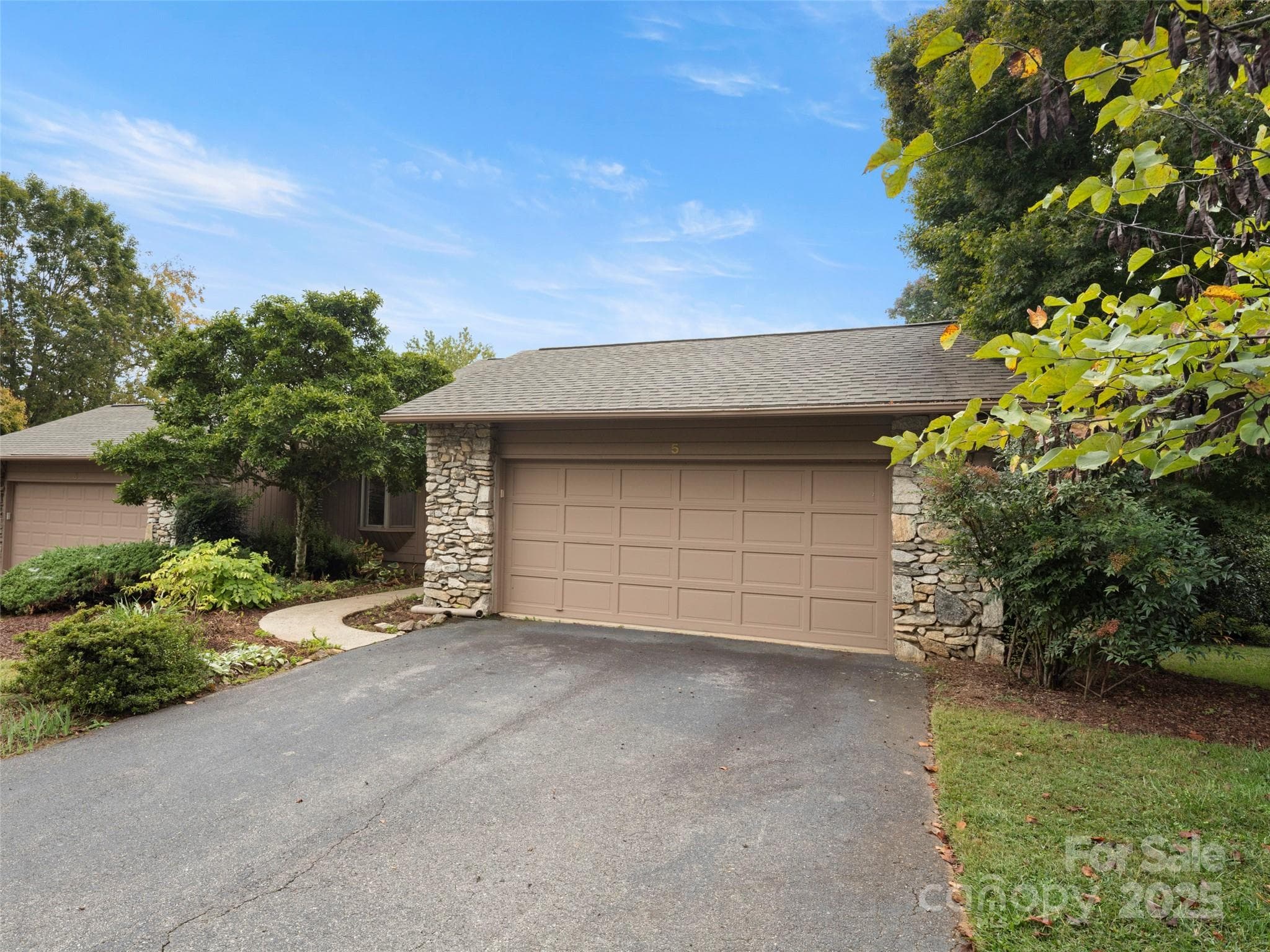 Two Car Garage - Asheville