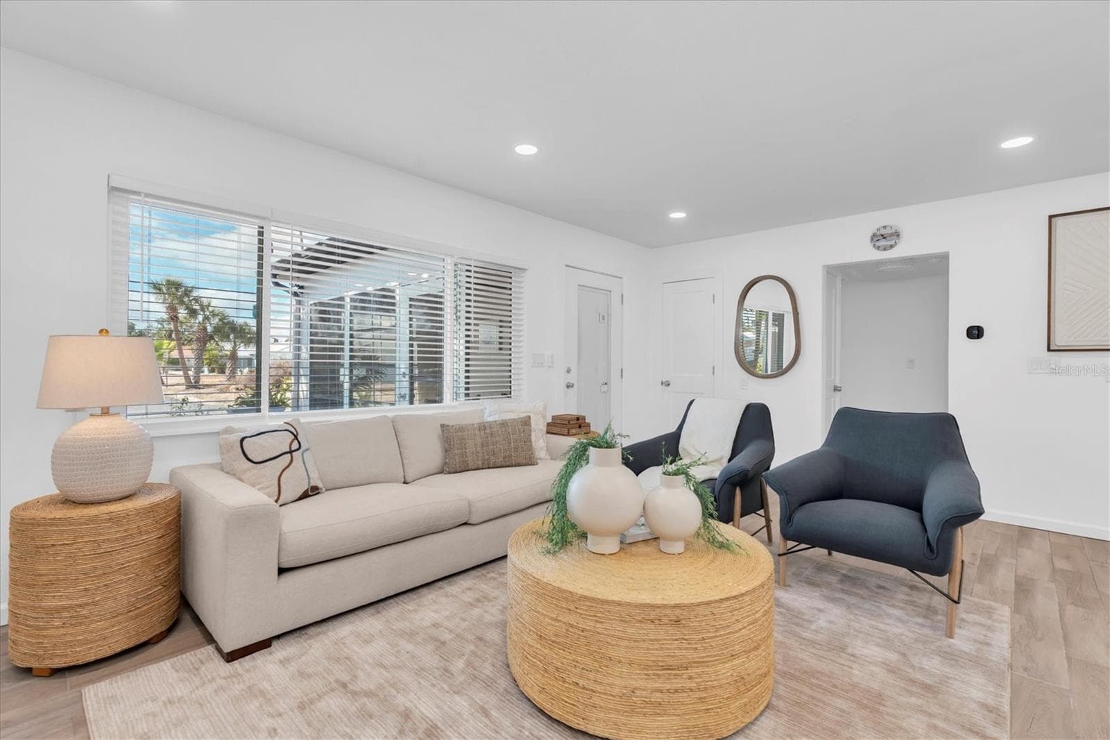 Living Room - 197 LIDO DR, ST PETE BEACH