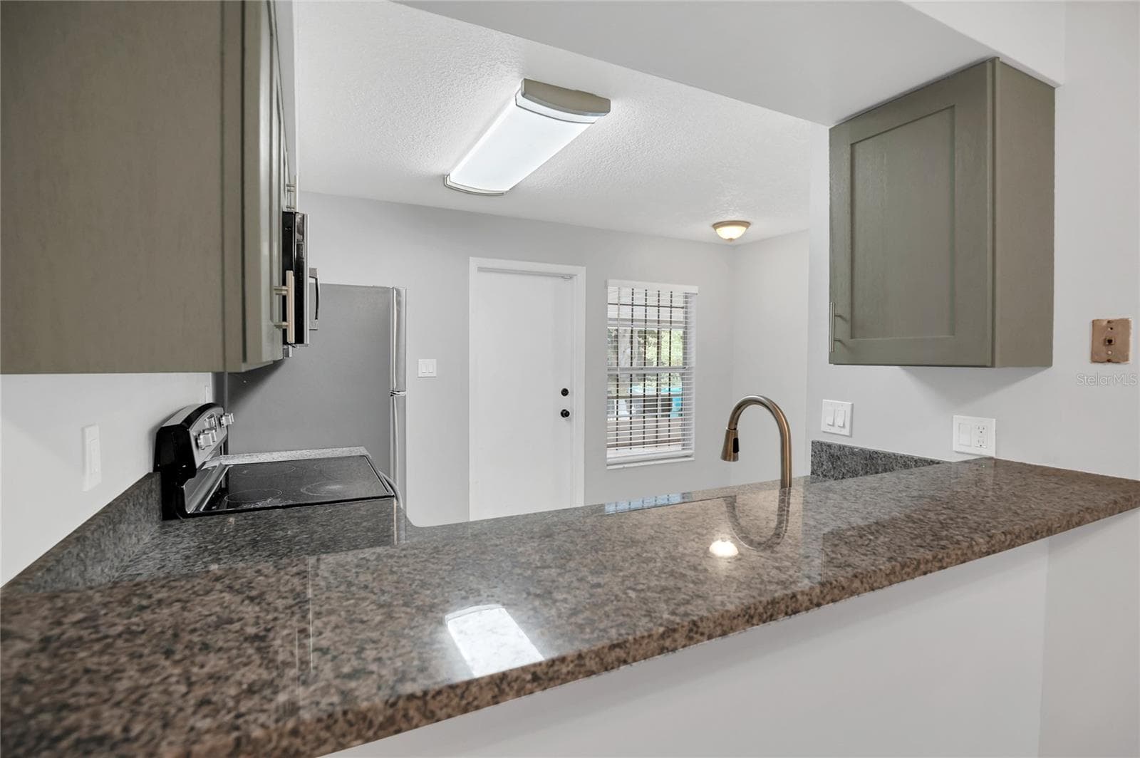 Townhouse at 2801 WILLOW RUN, ORLANDO, photo 4 of 12