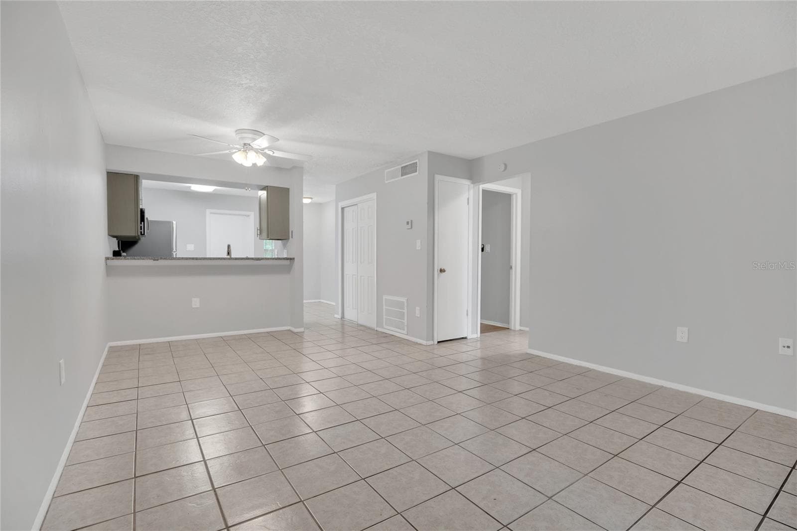 Townhouse at 2801 WILLOW RUN, ORLANDO, photo 6 of 12