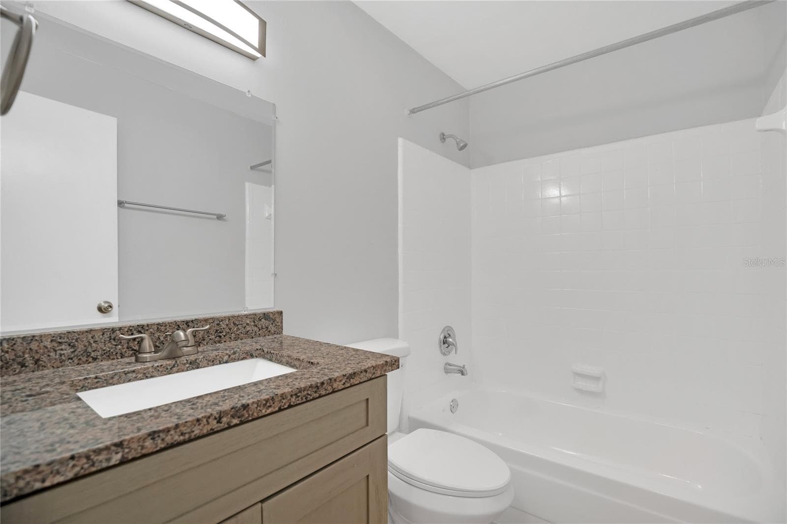 Townhouse at 2801 WILLOW RUN, ORLANDO, photo 8 of 12