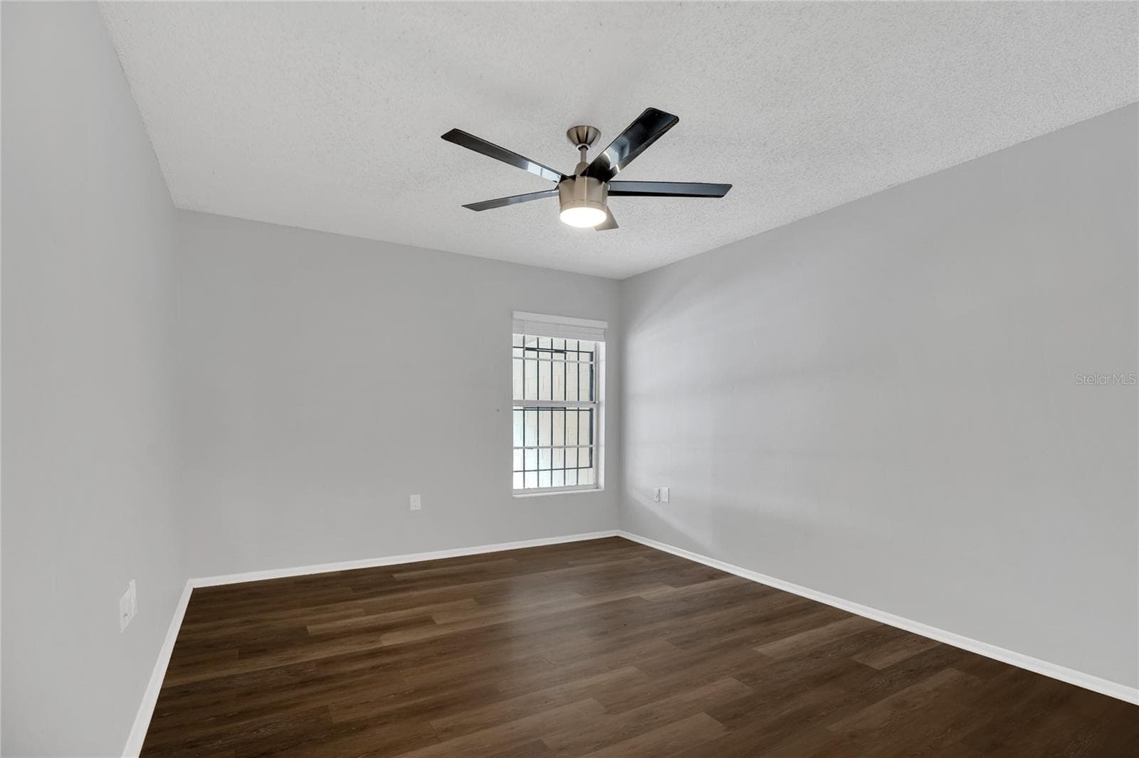 Townhouse at 2801 WILLOW RUN, ORLANDO, photo 9 of 12