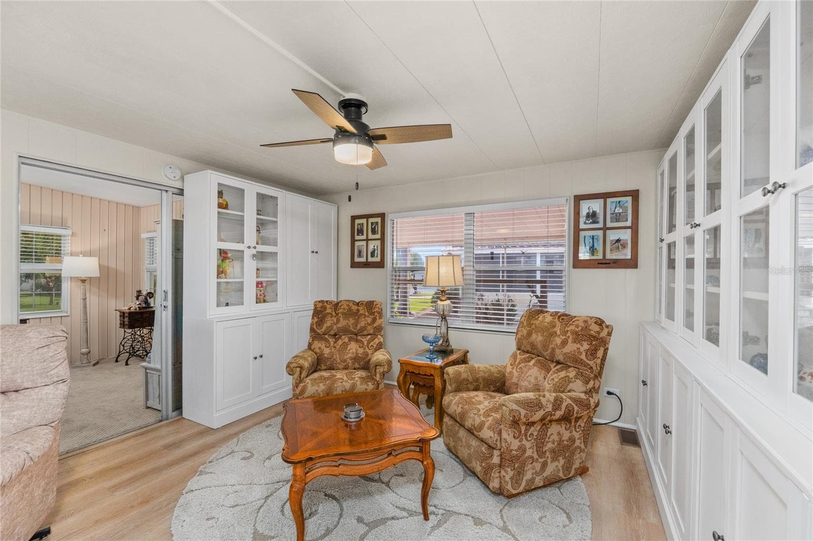 Cozy sitting area - 288 SALEM AVE #3, PALM HARBOR