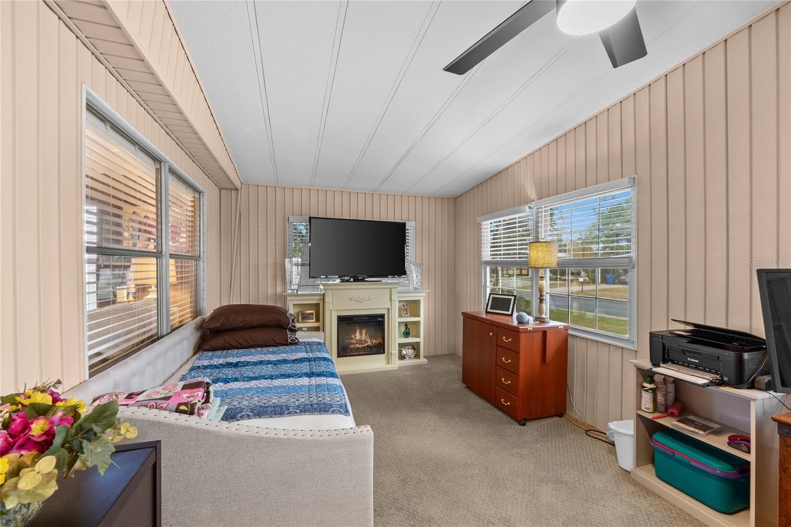 23-FOOT ENCLOSED FRONT PORCH – BONUS YEAR-ROUND LIVING SPACE - 288 SALEM AVE #3, PALM HARBOR
