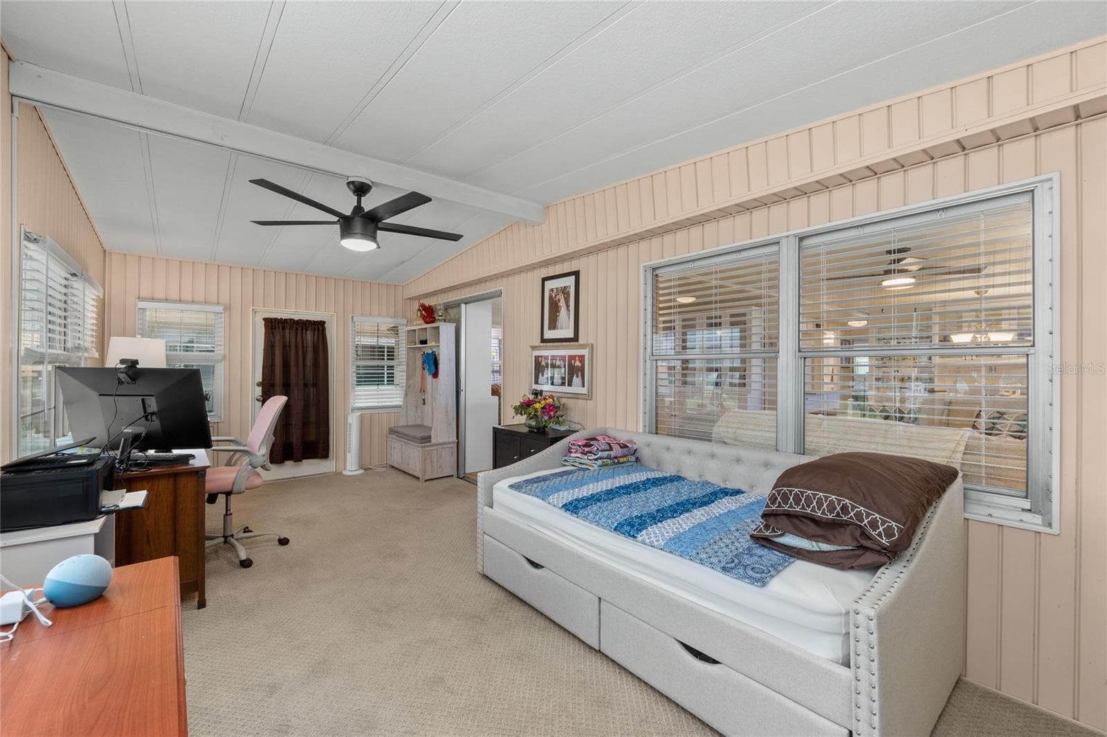 Florida Room - 288 SALEM AVE #3, PALM HARBOR