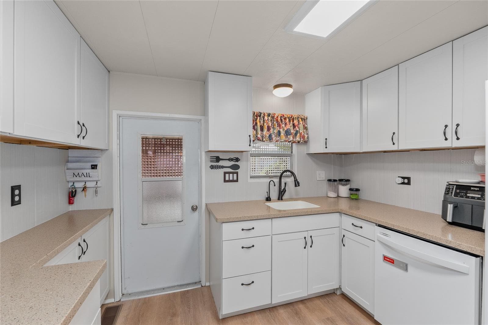Mobile Home at 288 SALEM AVE #3, PALM HARBOR, photo 38 of 54