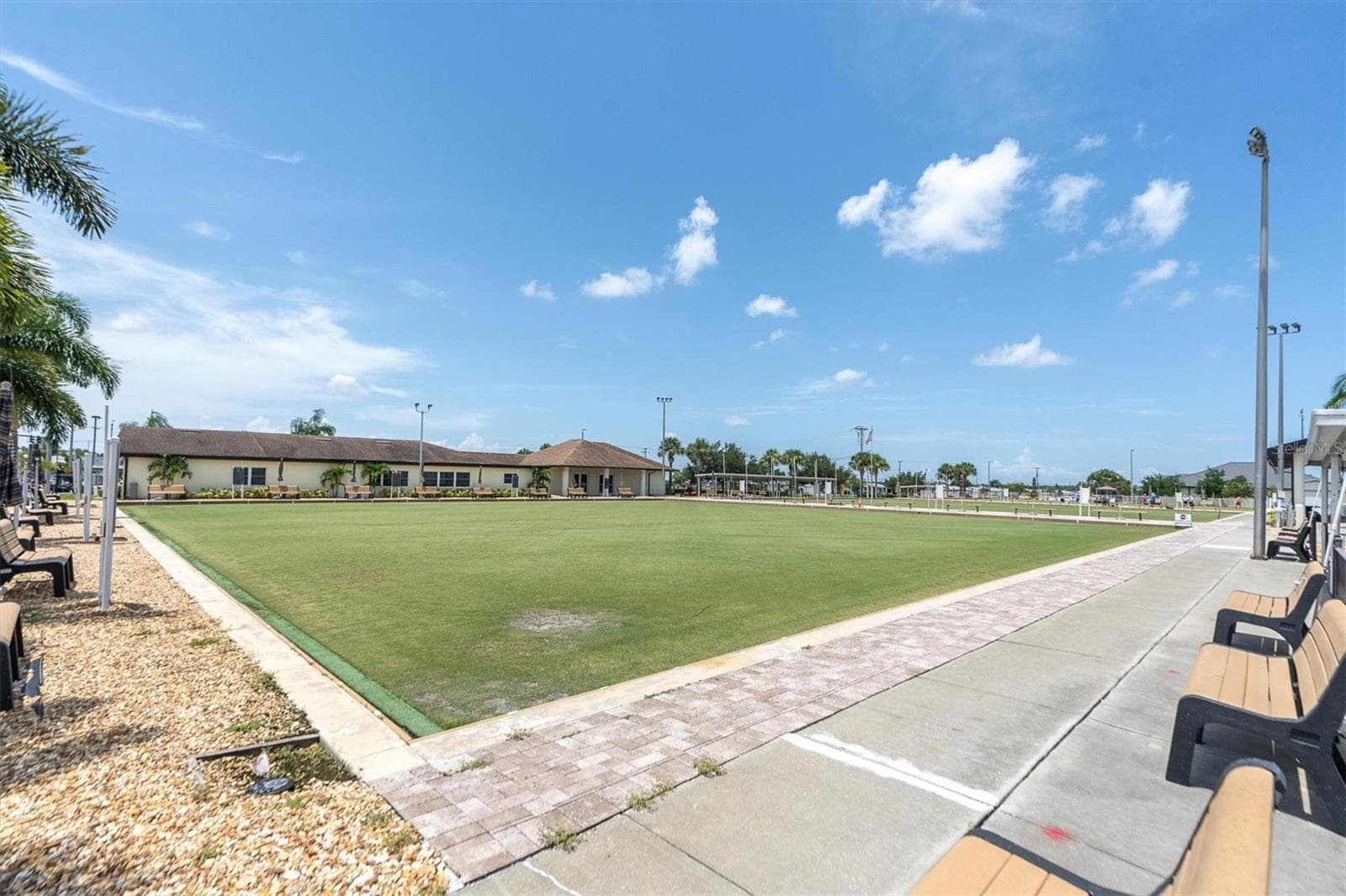 SCC lawn bowling - 301 THORN HILL PL, SUN CITY CENTER