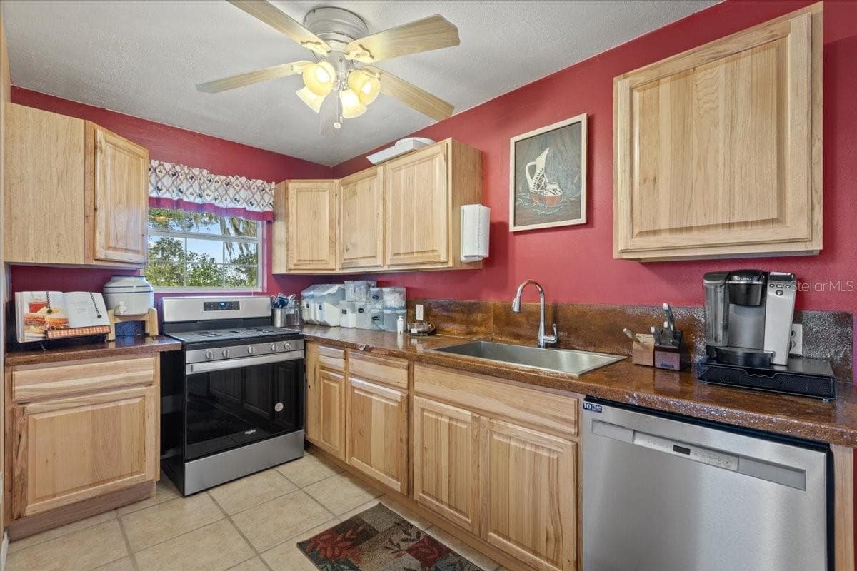 Single Family Residence at 10151 NW 70TH ST, CHIEFLAND, photo 62 of 99