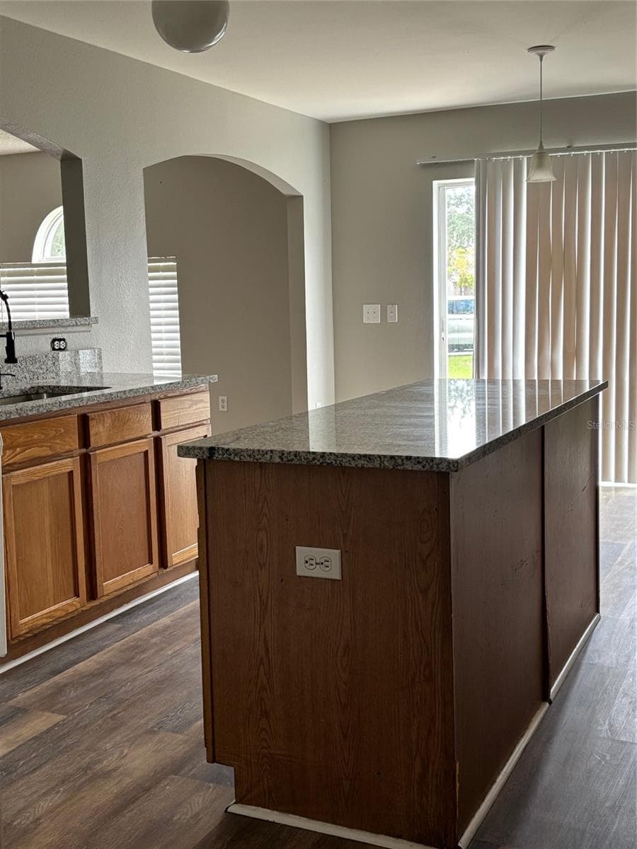 Single Family Residence at 11102 SUMMER STAR DR, RIVERVIEW, photo 4 of 31