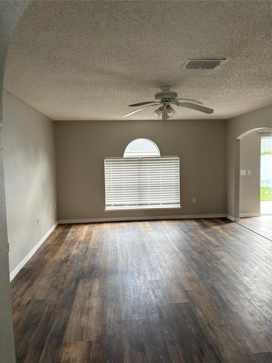 Single Family Residence at 11102 SUMMER STAR DR, RIVERVIEW, photo 12 of 31