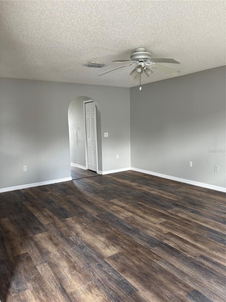 Single Family Residence at 11102 SUMMER STAR DR, RIVERVIEW, photo 13 of 31