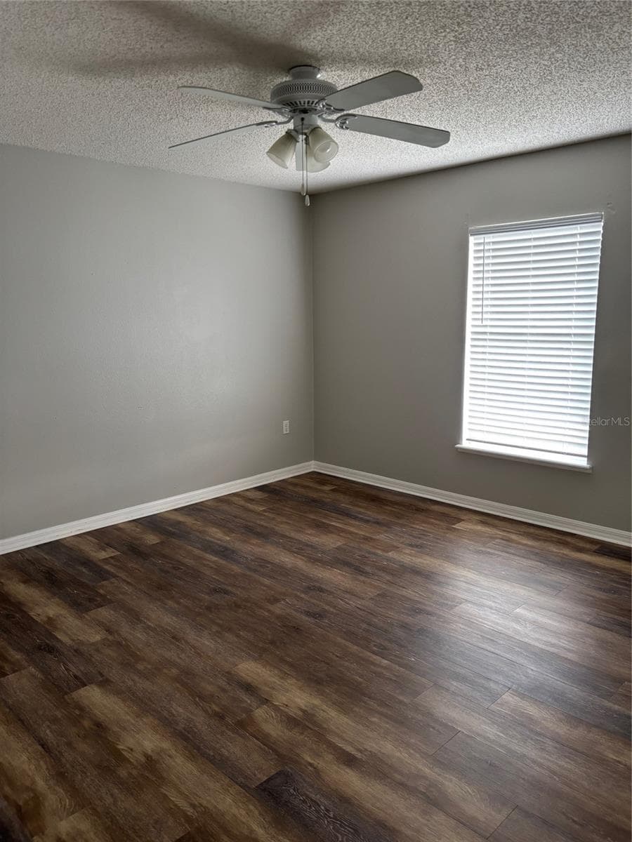Single Family Residence at 11102 SUMMER STAR DR, RIVERVIEW, photo 14 of 31