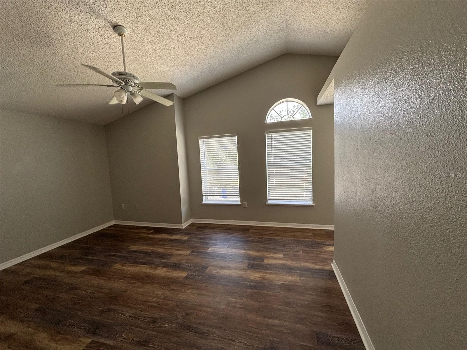 Single Family Residence at 11102 SUMMER STAR DR, RIVERVIEW, photo 22 of 31