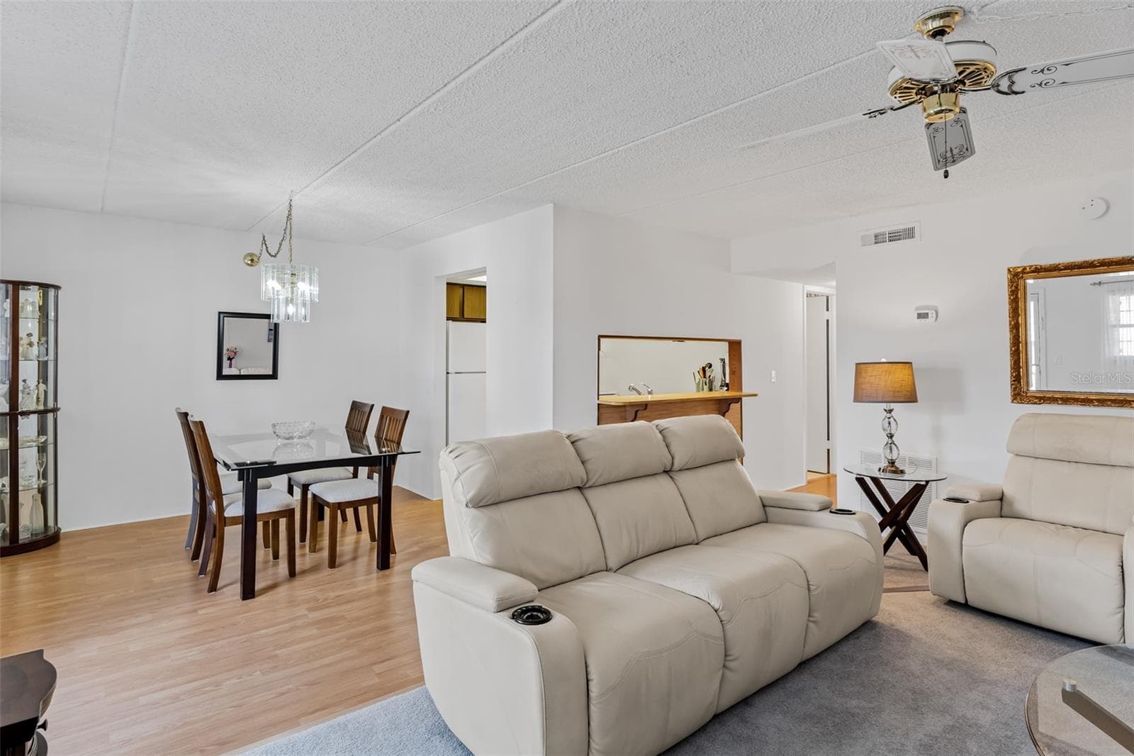 Living Room/Dining Room - 12760 INDIAN ROCKS RD #546, LARGO