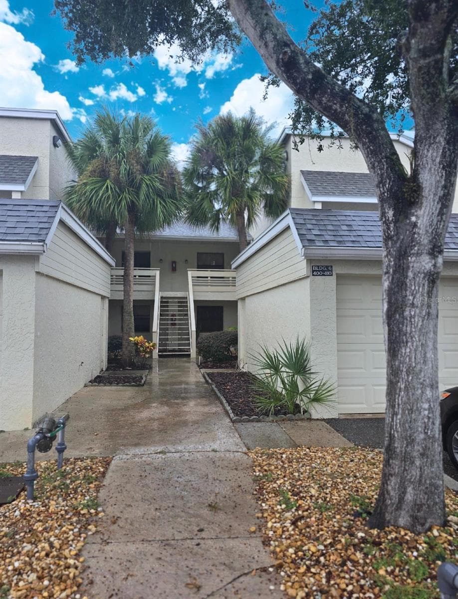 408 S NETHERWOOD CRESCENT #408