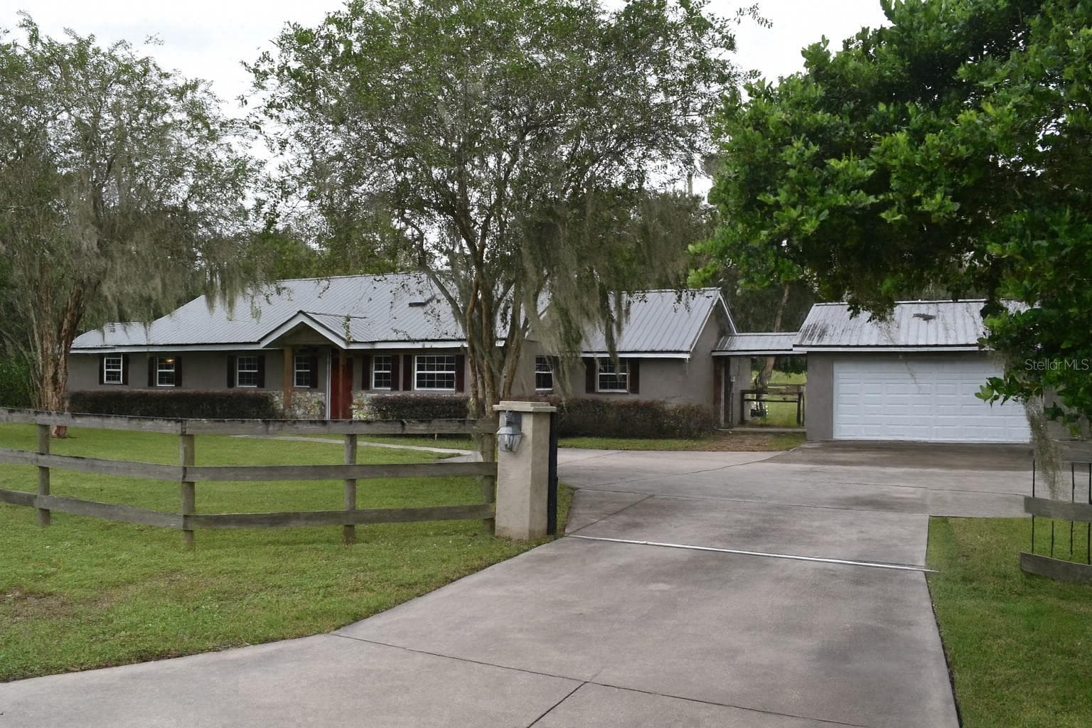 Front of the House - 1722 NW 35 ST, OCALA