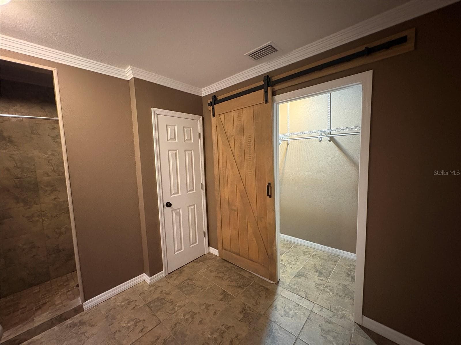Master Bath Closets - 1722 NW 35 ST, OCALA
