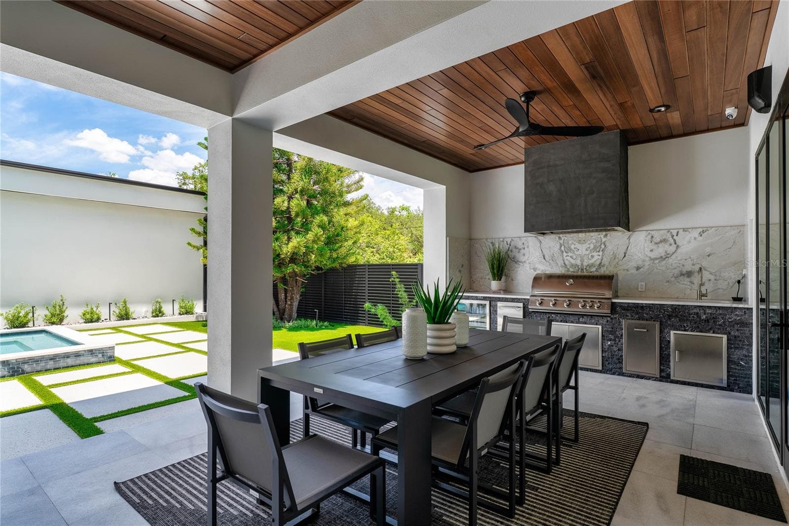 Single Family Residence at 5002 W POE AVE, TAMPA, photo 51 of 56