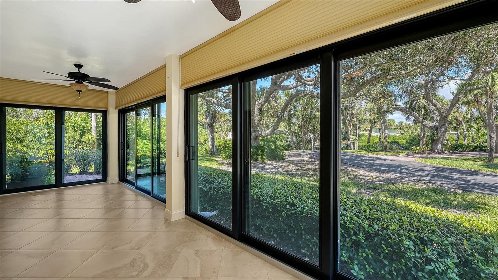 Condominium at 225 HOURGLASS WAY #103, SARASOTA, photo 18 of 93