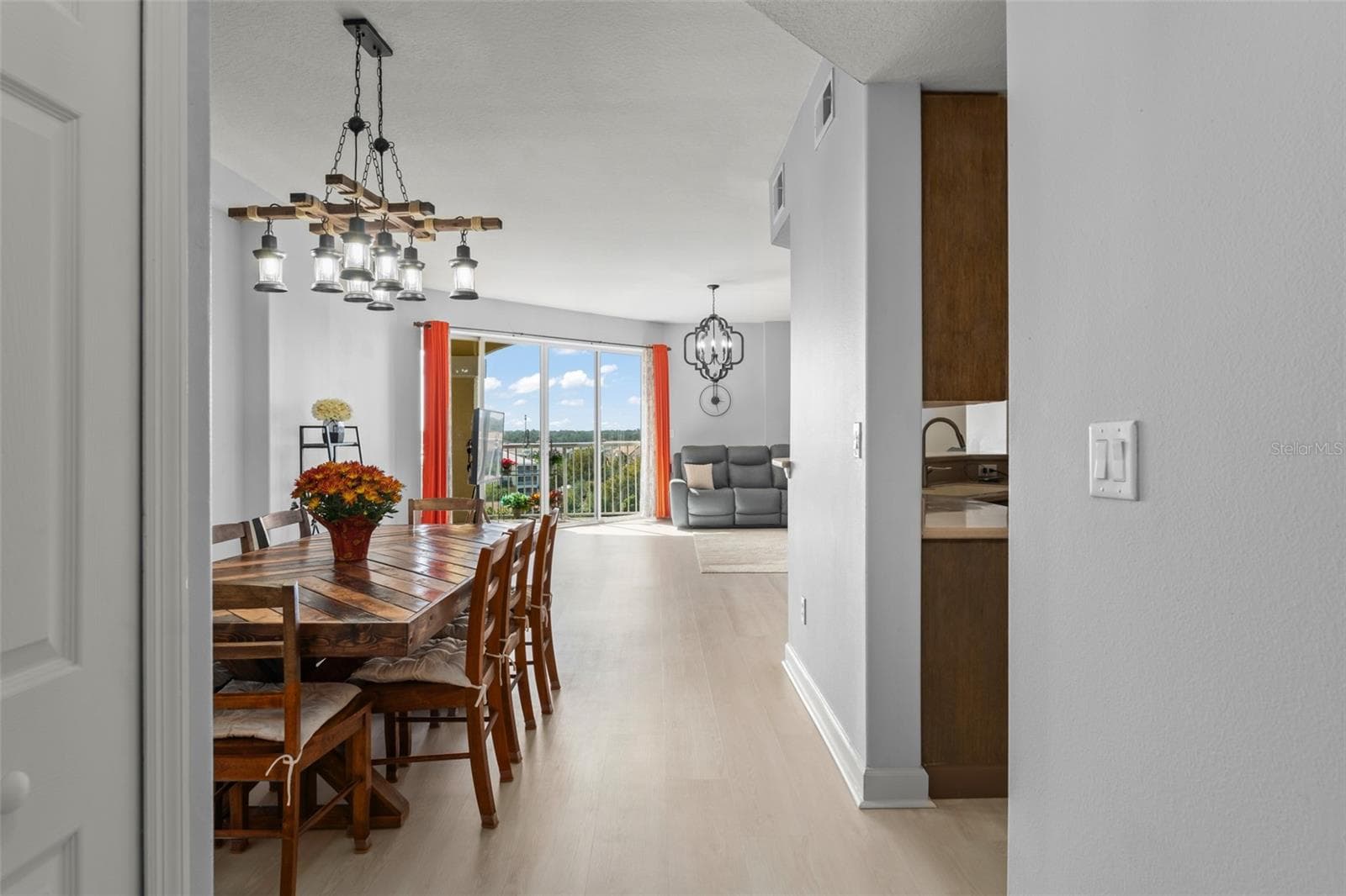 Condominium at 6336 BUFORD ST #809, ORLANDO, photo 9 of 54